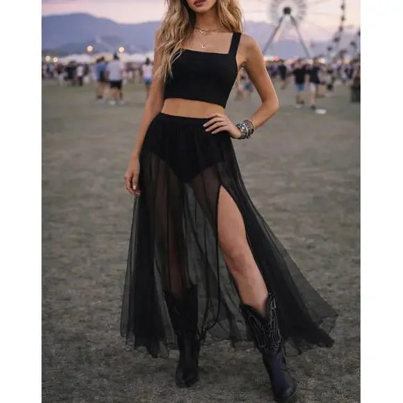 NWT GOOD AMERICAN SZ M Black Textured Square Neck Crop Top Goth Festival $129 - Picture 3 of 12